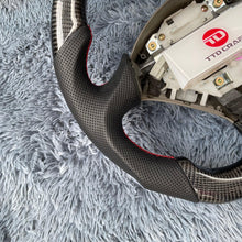 Carregar imagem no visualizador da galeria, Volante de fibra de carbono TTD Craft 1999-2009 S2000 / 2002-2006 RSX