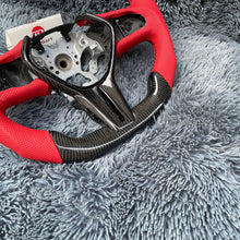 Carregar imagem no visualizador da galeria, Volante de fibra de carbono TTD Craft Infiniti 2022-2024 QX55