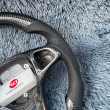 Lade das Bild in den Galerie-Viewer, TTD Craft Benz W176 GLK350 GLK500 C250 C300 C350 C180 Carbon Fiber Steering Wheel