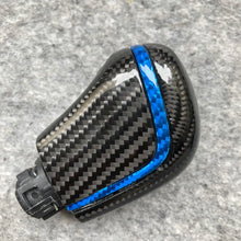 Charger l'image dans la galerie, TTD Craft Toyota 8th gen Camry Carbon Fiber Gear Knob