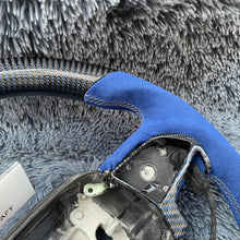 Carregar imagem no visualizador da galeria, Volante de fibra de carbono TTD Craft Dodge 2016-2023 Charger Challenger / 2014-2023 Durango