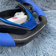 Cargar imagen en el visor de la galería, Volante de fibra de carbono TTD Craft para Toyota Corolla 2014-2018 / RAV4 2013-2018