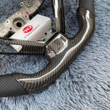 Cargar imagen en el visor de la galería, Volante de fibra de carbono TTD Craft Infiniti EX35 2008-2010