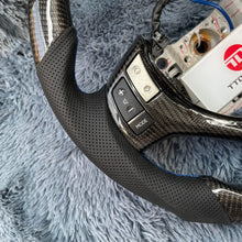 Cargar imagen en el visor de la galería, Volante de fibra de carbono TTD Craft para Lexus GS350, GS450, ES300, ES350, RX350 y RX450 (2013-2015)