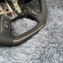 Lade das Bild in den Galerie-Viewer, TTD Craft Chevrolet 2002-2009 Trailblazer Carbon Fiber Steering Wheel