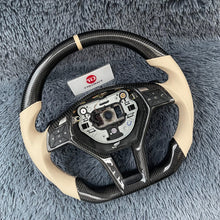 Cargar imagen en el visor de la galería, Volante de fibra de carbono TTD Craft Benz C63AMG W176 W204AMG W212 W218 C117 E350 SL63 R231 X156 GLA45AMG SLAMG
