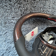 Cargar imagen en el visor de la galería, Volante de fibra de carbono TTD Craft para Infiniti Q50 2018-2025