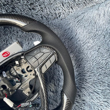 Cargar imagen en el visor de la galería, Volante de fibra de carbono TTD Craft para Jeep Cherokee/Grand Cherokee 2016-2021