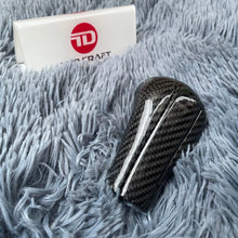 Load image into Gallery viewer, TTD Craft Honda 8th gen accord 2008-2012 Black Carbon Fiber Gear knob