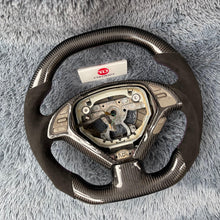 Cargar imagen en el visor de la galería, Volante de fibra de carbono TTD Craft Infiniti EX35 2008-2010