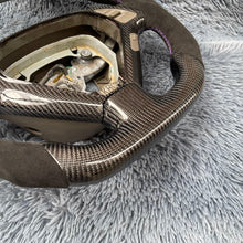 Cargar imagen en el visor de la galería, Volante de fibra de carbono TTD Craft Infiniti EX35 2008-2010
