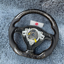 Charger l'image dans la galerie, TTD Craft VW 1999-2005 MK4 Jetta R32 VR6 /1999-2002 Cabrio Carbon fiber Steering Wheel