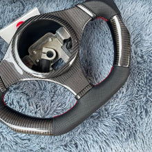 Загрузить изображение в средство просмотра галереи, TTD Craft Mitsubishi 2001-2007 Evo 7 8 9 Carbon Fiber Steering Wheel