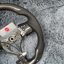 Lade das Bild in den Galerie-Viewer, TTD Craft Toyota 2006-2017 FJ Cruiser Carbon Fiber Steering wheel