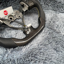 Lade das Bild in den Galerie-Viewer, TTD Craft Toyota 2006-2017 FJ Cruiser Carbon Fiber Steering wheel