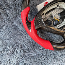 Cargar imagen en el visor de la galería, Volante de fibra de carbono TTD Craft Infiniti G35 2007-2013