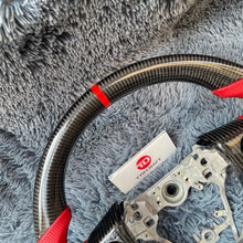 Cargar imagen en el visor de la galería, Volante de fibra de carbono TTD Craft para Toyota Corolla 2014-2018 / RAV4 2013-2018