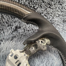 Load image into Gallery viewer, TTD Craft Toyota 2020-2025 Highlander / Sennia Carbon Fiber Steering Wheel