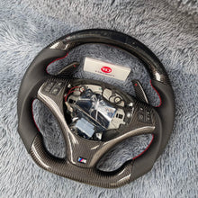 Cargar imagen en el visor de la galería, TTD Craft SERIE 1 E82 E88 / SERIE 3 E90 E91 E92 E93 / X1 E84 Volante de fibra de carbono