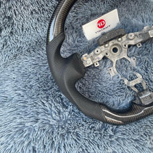 Cargar imagen en el visor de la galería, Volante de fibra de carbono TTD Craft Nissan 2009-2020 370Z