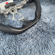 Cargar imagen en el visor de la galería, Volante de fibra de carbono TTD Craft Nissan 2009-2020 370Z