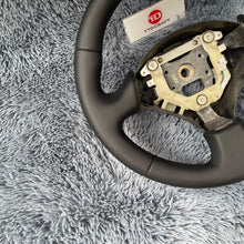 Charger l'image dans la galerie, TTD Craft Honda 1999-2009 S2000 / Acura 2002-2006 RSX Leather Steering Wheel