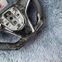 Lade das Bild in den Galerie-Viewer, TTD Craft Chevrolet 2013-2015 Camaro / 2011-2015 Cruze / 2013-2015 Malibu / 2012-2023 Trax / 2011-2015 Volt 71 / 2012-2020 Sonic Carbon Fiber Steering Wheel