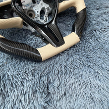 Cargar imagen en el visor de la galería, Volante de fibra de carbono TTD Craft para Infiniti Q60 2017-2024