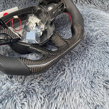 Carregar imagem no visualizador da galeria, Volante de fibra de carbono TTD Craft Dodge 2016-2023 Charger Challenger / 2014-2023 Durango