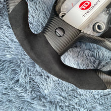Lade das Bild in den Galerie-Viewer, TTD Craft Tesla Model 3 Y Carbon Fiber Steering Wheel