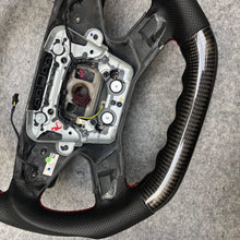 Carregar imagem no visualizador da galeria, Volante de fibra de carbono TTD Craft W212 E300 E350 E500 E550