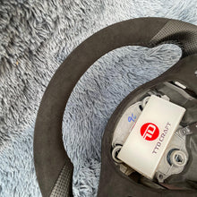 Lade das Bild in den Galerie-Viewer, TTD Craft Tesla Model 3 Y Carbon Fiber Steering Wheel