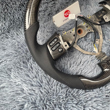 Load image into Gallery viewer, TTD Craft Toyota 2006-2017 FJ Cruiser Carbon Fiber Steering wheel