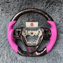 Cargar imagen en el visor de la galería, Volante de fibra de carbono TTD Craft para Toyota Corolla 2014-2018 / RAV4 2013-2018