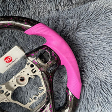 Cargar imagen en el visor de la galería, Volante de fibra de carbono TTD Craft para Toyota Corolla 2014-2018 / RAV4 2013-2018