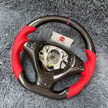 Carregar imagem no visualizador da galeria, Volante de fibra de carbono TTD Craft BMW E70 E71 E72 X5 X6