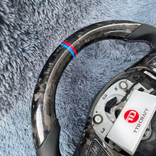Charger l'image dans la galerie, TTD Craft 1 SERIES E82 E88 / 3 SERIES E90 E91 E92 E93 / X1 E84 Carbon Fiber Steering Wheel
