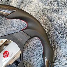 Загрузить изображение в средство просмотра галереи, TTD Craft Mitsubishi 2001-2007 Evo 7 8 9 Carbon Fiber Steering Wheel