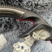 Cargar imagen en el visor de la galería, Volante de fibra de carbono TTD Craft Subaru 2018-2021 XV Crosstrek / 2019-2025 Forester / 2018-2025 Outback