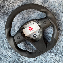 Cargar imagen en el visor de la galería, Volante de cuero TTD Craft Tesla Model 3 Y