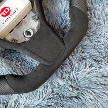 Lade das Bild in den Galerie-Viewer, TTD Craft Tesla Model 3 Y Leather Steering Wheel