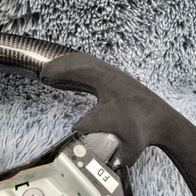 Lade das Bild in den Galerie-Viewer, TTD Craft Infiniti 2009-2017 FX35 FX50 /FX37 /QX70 Carbon Fiber Steering Wheel