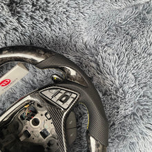 Lade das Bild in den Galerie-Viewer, TTD Craft Corvette 2014-2019 C7 Carbon Fiber Steering Wheel