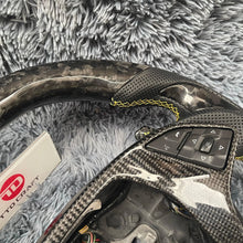 Cargar imagen en el visor de la galería, Volante de fibra de carbono TTD Craft Corvette C7 2014-2019