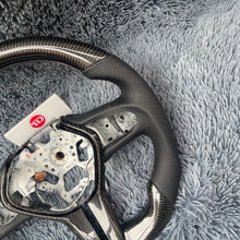 Cargar imagen en el visor de la galería, Volante de fibra de carbono TTD Craft para Infiniti Q60 2017-2024
