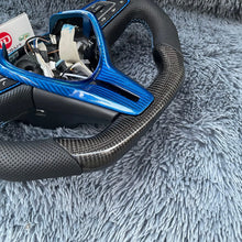 Lade das Bild in den Galerie-Viewer, TTD Craft Infiniti 2022-2025 QX55 Carbon Fiber Steering Wheel