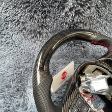 Cargar imagen en el visor de la galería, Volante de fibra de carbono TTD Craft Mitsubishi Evolution 2008-2015 EVO X con LED