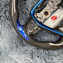 Carregar imagem no visualizador da galeria, Volante de fibra de carbono TTD Craft 8ª geração Camry 2018 - 2023 SE XSE TRD V6 V4 Avalon Venza