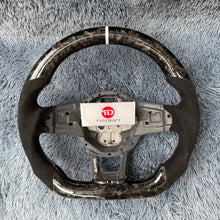Carregar imagem no visualizador da galeria, Volante de fibra de carbono TTD Craft Mk7 GTI /R Jetta 2019-2020