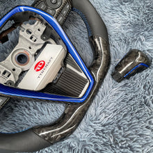 Carregar imagem no visualizador da galeria, Volante de fibra de carbono TTD Craft 8ª geração Camry 2018 - 2023 SE XSE TRD V6 V4 Avalon Venza